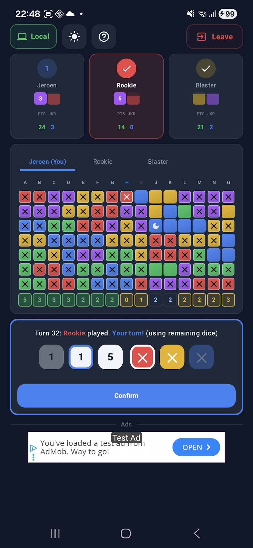 Active gameplay showing dice selection and grid marking